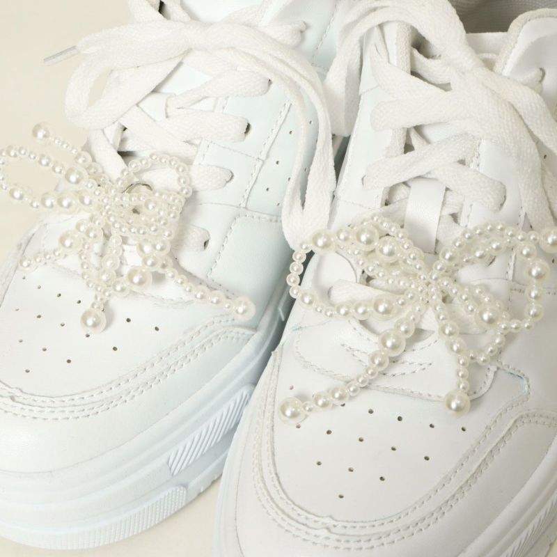 2408033 Pearl Ribbon Sneaker Charm - White – Jolie Femme Fashion Store
