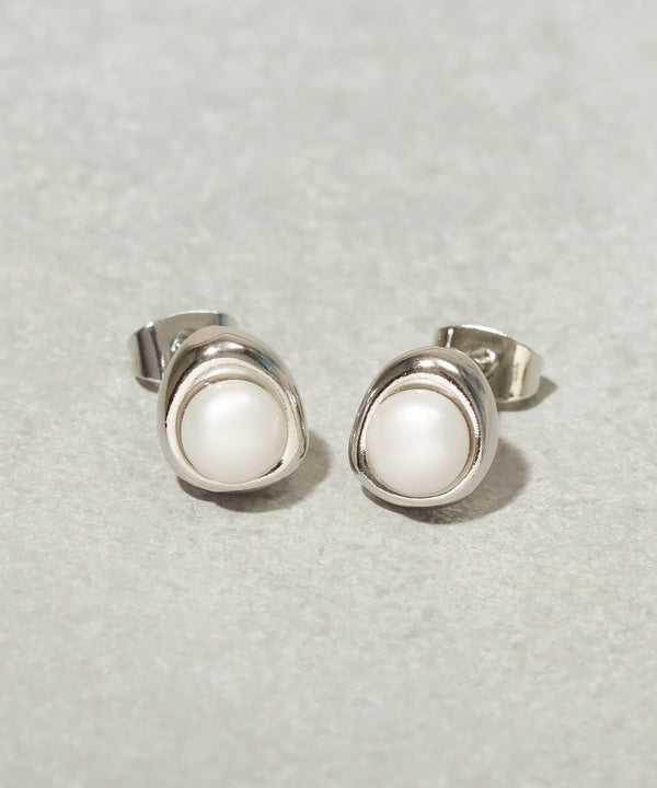 JMG250071 CO Aurora Pearl Metal Earrings