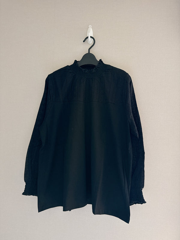 2508037 FP Frilled Neck Top - Black