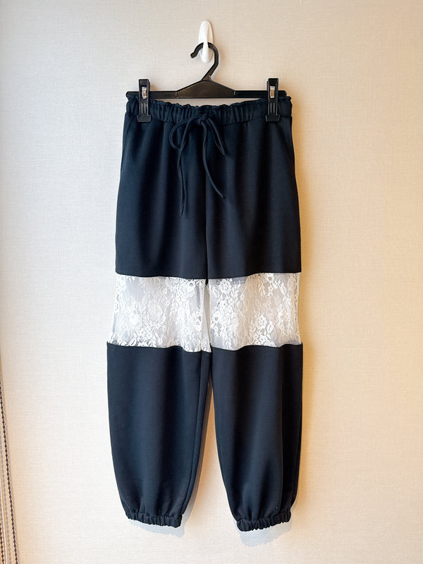 2509159 TR Middle Lace Pants - Black