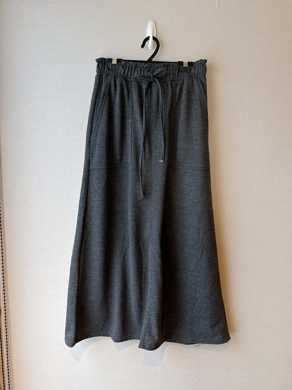 2509197 CBT Drawstring Big Pockets Skirt - Grey