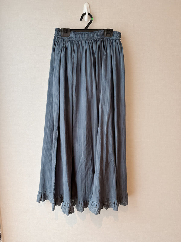 2509198 ISO Striped Hem Lace Skirt - Navy