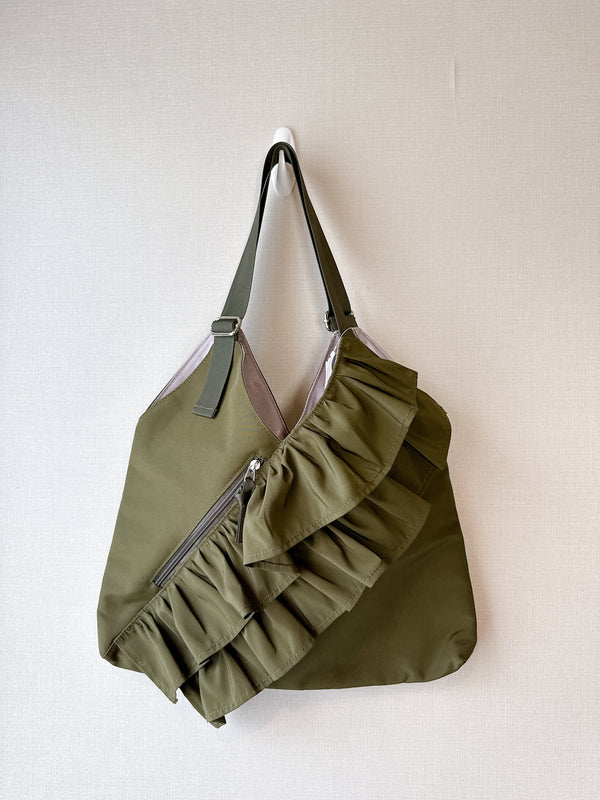 2509168 ARI Ruffles Layer 2Way Bag
