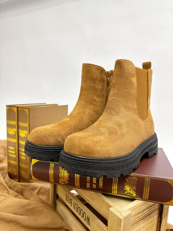 2511021 VI Track Sole Side Gore Short Boots