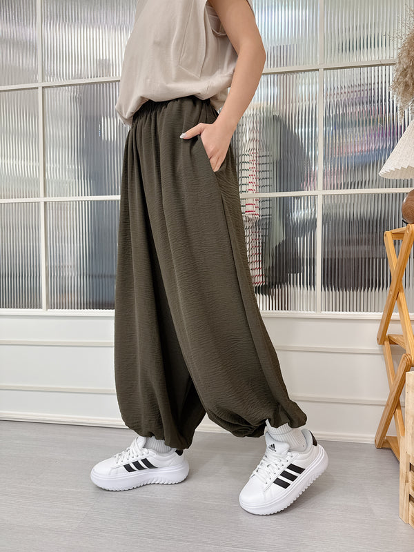 2507047 HA Acclaimed Aladdin Pants - Green