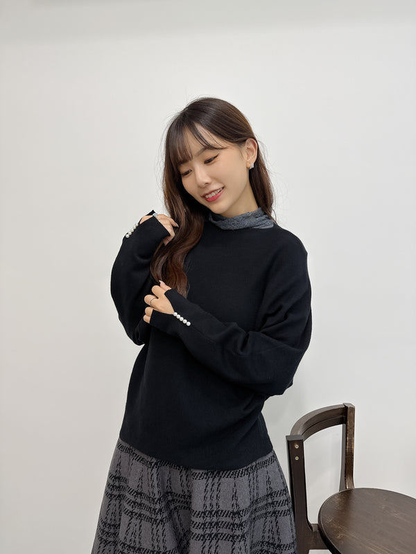 2511001 TU Pearl Slit Sleeve Knit Top - Black