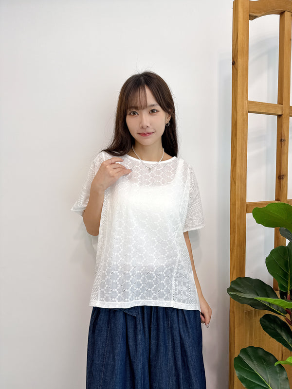 2507055 NH Front Lace Pullover - White