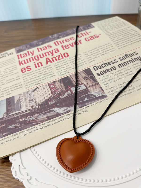 2505047 JF Faux Leather Heart Necklace