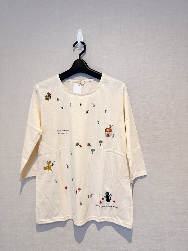 2507123 CL Full Emb Tee - Beige