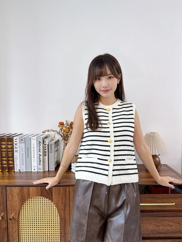 2509055 TU Gold Button Border Knit Vest - Ivory