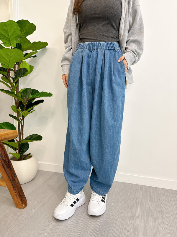 2509032 34 Dump & Denim Tuck Easy Pants - Blue