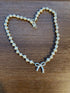 2309054 KR Pearls & Bow necklace
