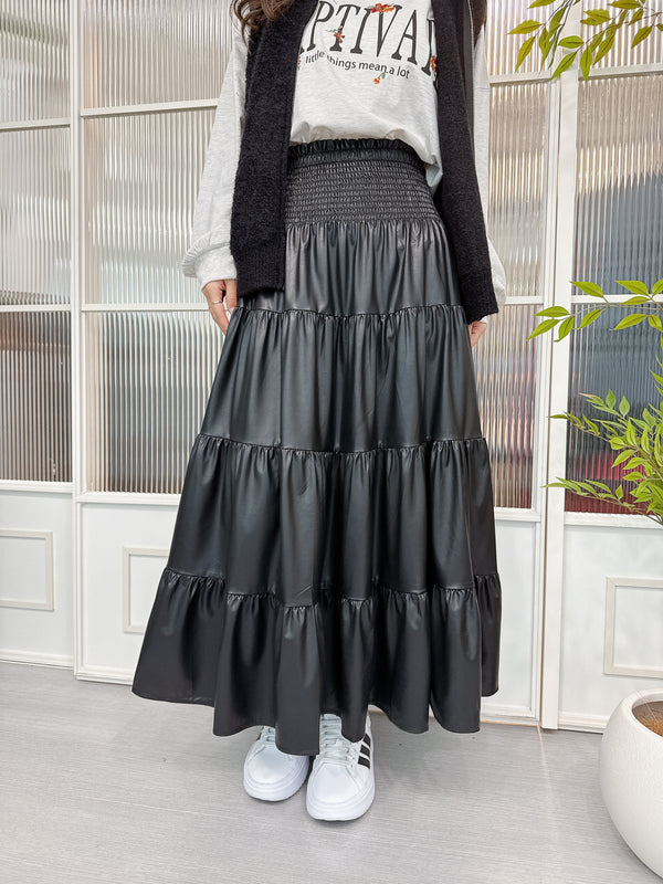 2510044 CH Faux Leather Tiered Skirt - Black