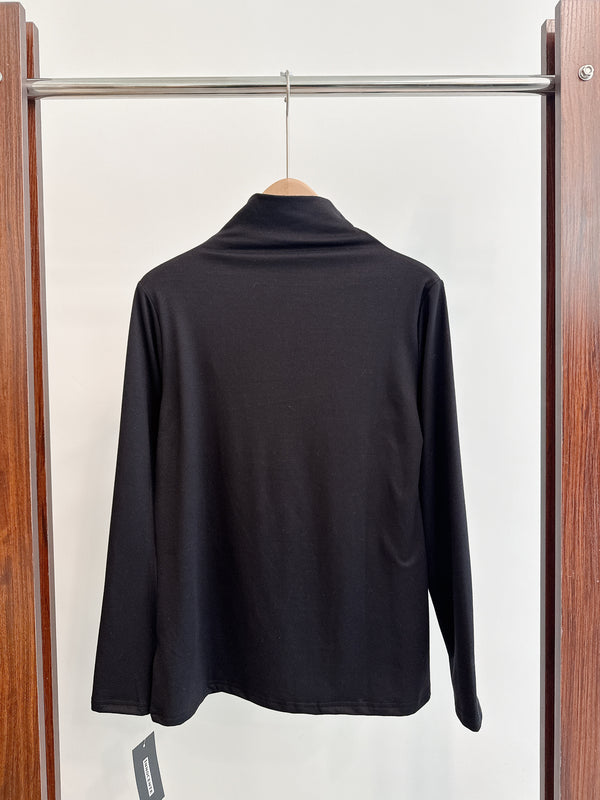 2510065 HA Turtleneck Long Sleeve T-Shirt - Black