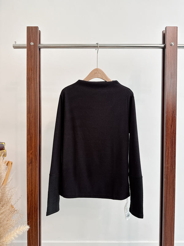 2510058 MMO Rib x Jacquard Bottle Neck Top - Black