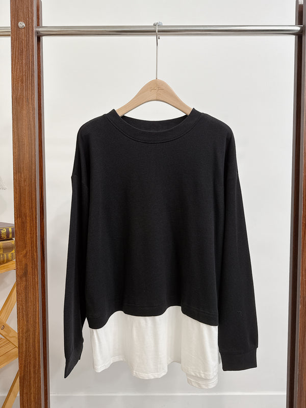 2510086 LA Waffle Hem Switching Top - Black