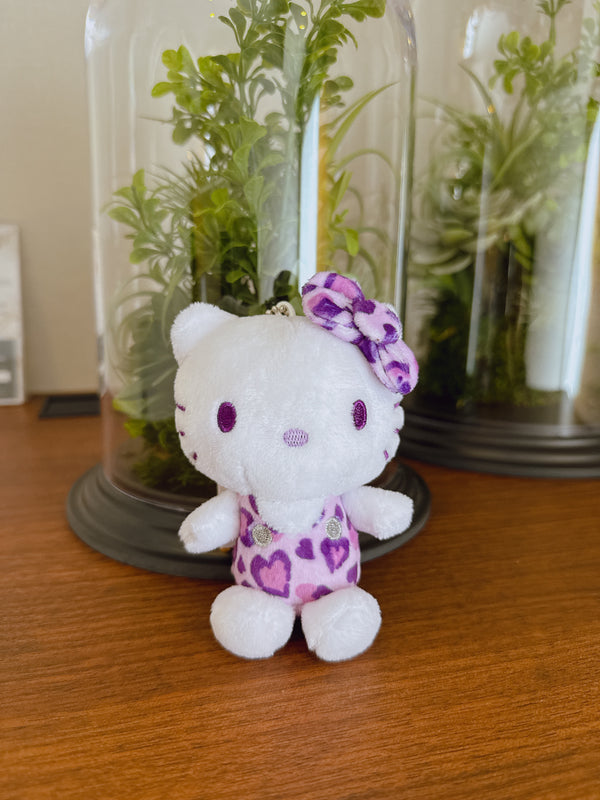 2509136 KC Leopard Hello Kitty Decoration