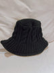 2301038 DE Cable Knit Hat