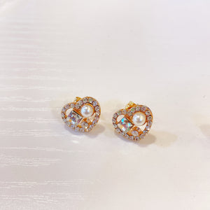 VIPA004  Heart Sparkle Earrings