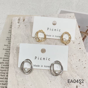 A22041 KR Pearl In Circles Earrings